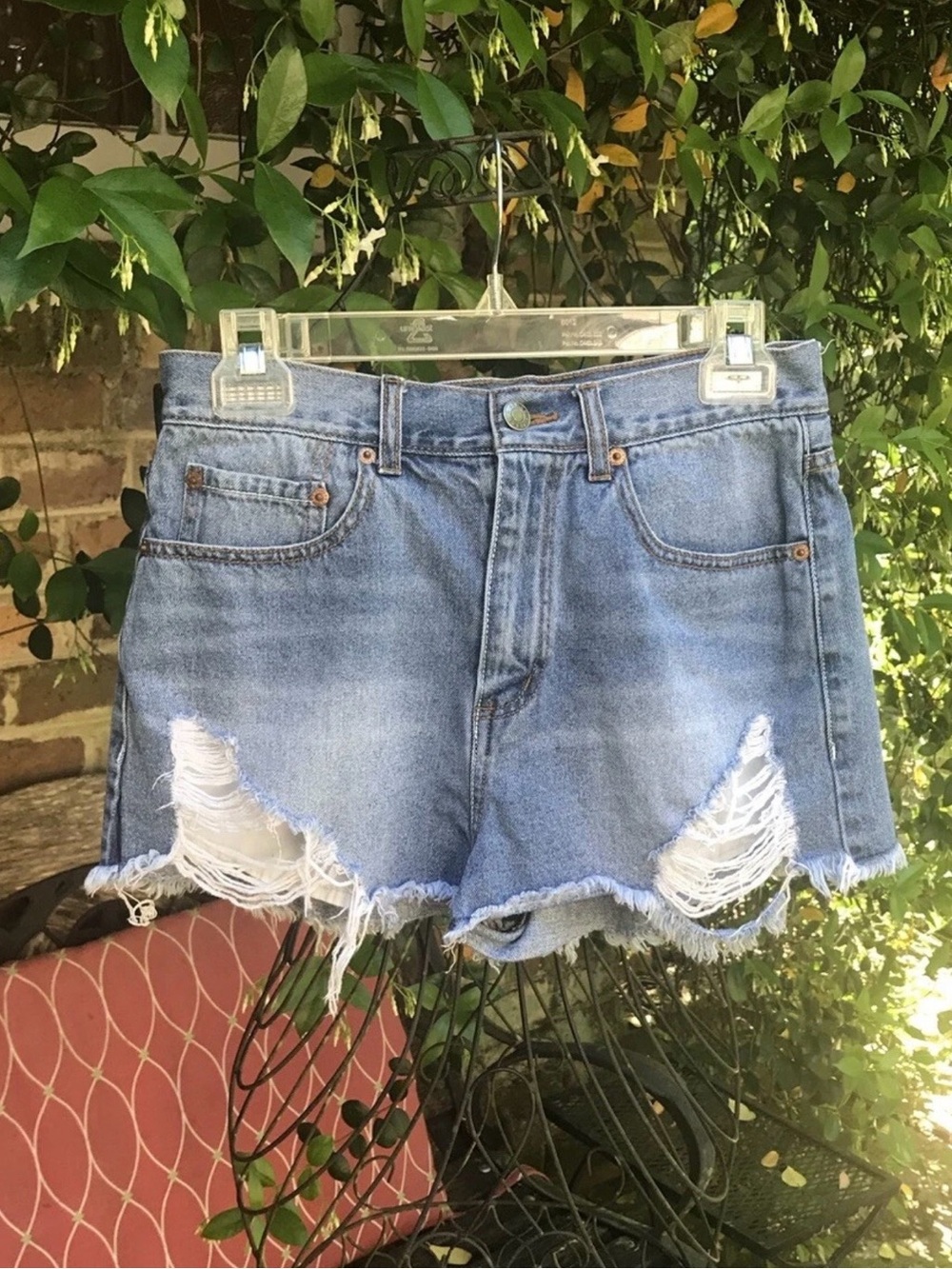Caffeine- DISTRESSED BLUE JEAN SHORT SHORTS- Size Medium- NWOT